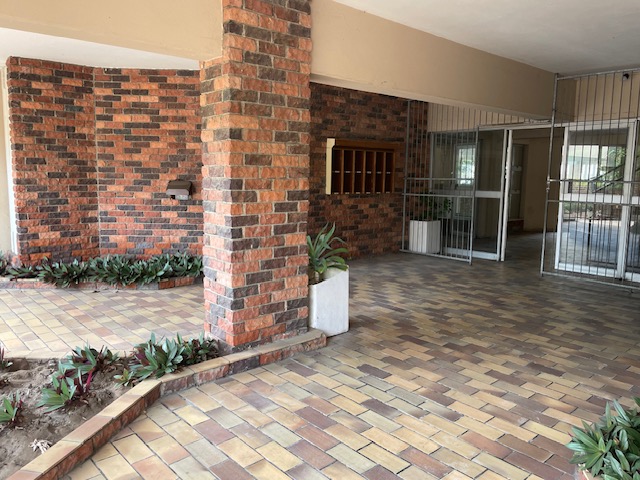 2 Bedroom Property for Sale in Southernwood Eastern Cape